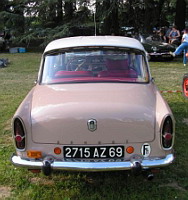 Simca Aronde, 7 CV (2008-05-12, pris a Lyon) (03)